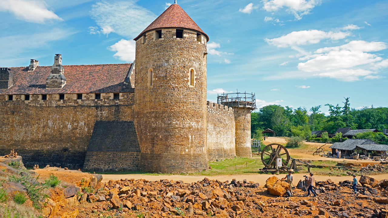 Castle Primitive Friends build real castle from scratch, using simple tools only ...